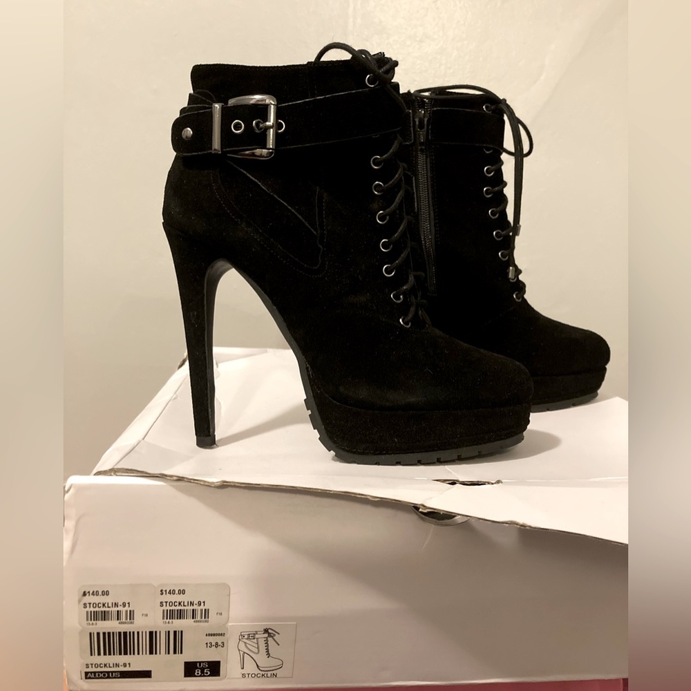 ALDO Stocklin Stiletto black suede 8.5 buckle sexy heels comfortable toe…
